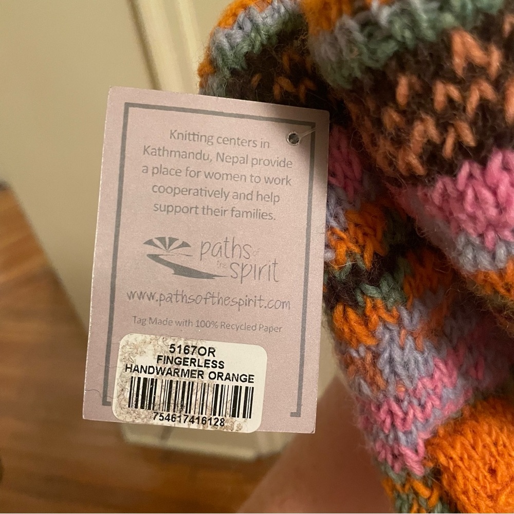 Fingerless Knit Striped Gloves - NWT - Picture 3 of 3